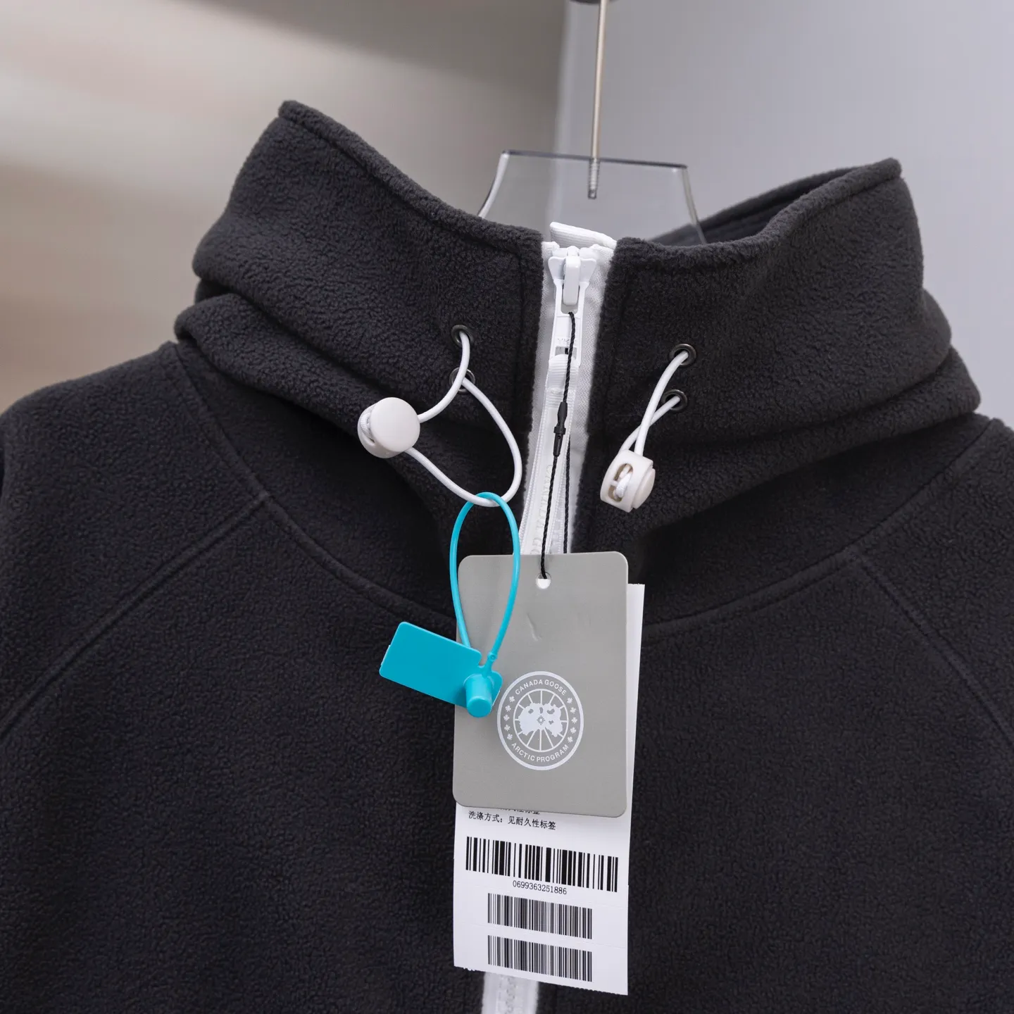 P570 2025 autumn and winter new style🆕High-end version Canada Goose cardigan sweater Chilliwack hooded wool fleece long-sleeved bomber jacket Kind Fleece wool fleece fabric Size: S M L XL